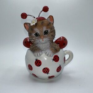 Hamilton Collection Kayomi Harai Cute as a Bug Cat Figurine Cups of Affection